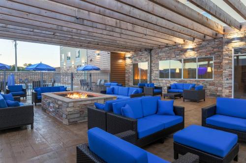 Fairfield Inn & Suites by Marriott Alexandria in Alexandria, USA