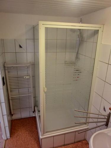 2-Zimmer-Ferienwohnung-im-1-Obergeschoss - image 5