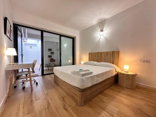 Valencia & Suites Ayora 2