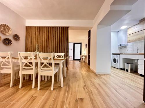Valencia & Suites Ayora 3