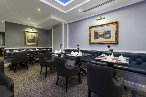 Fitzrovia Hotel - image 9