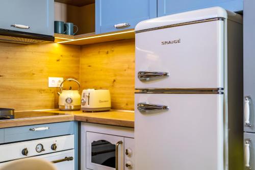 Oasis Athens - Boutique Suites Room Type - Deluxe Apartment