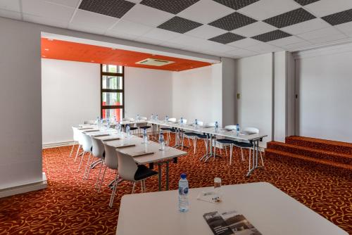 Brit Hotel Rennes Cesson - image 4