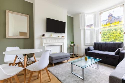 Garden Flat In the Heart of London, Londýn