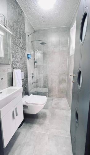 Galata studio - image 8