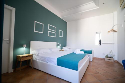 Morant Guest Room, Naples