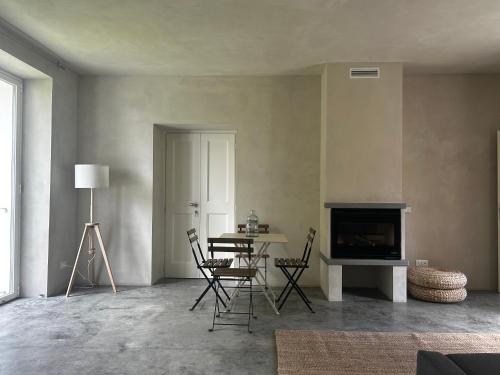 2 bedrooms, 4 beds