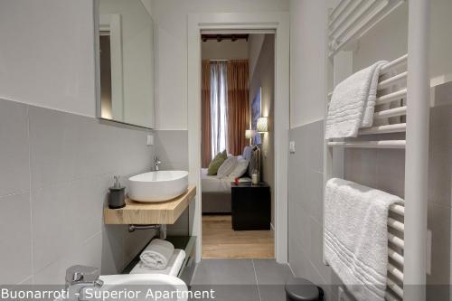 Superior Apartment image 7