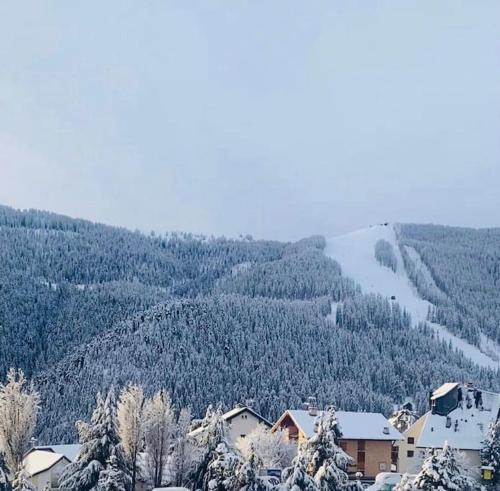 Uitzicht, Beautiful central 2 bedrooms apartment in Auron in Saint-Étienne-de-Tinée