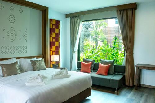 room detail thumbnail 0