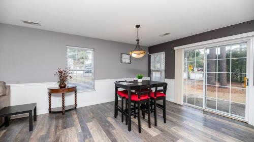 Charming, Spacious, Ideal 4 Groups Near Charleston, Charleston (foto 3)