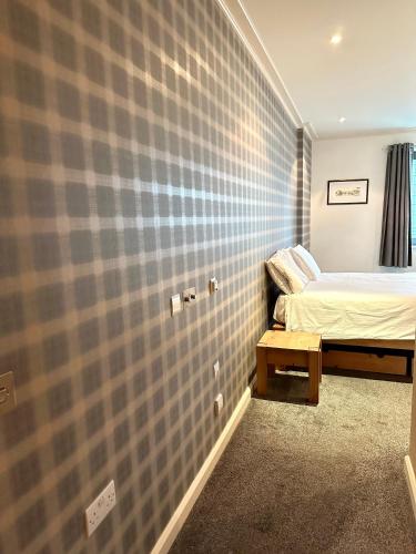 Horizon Canary Wharf Apartments - image 6