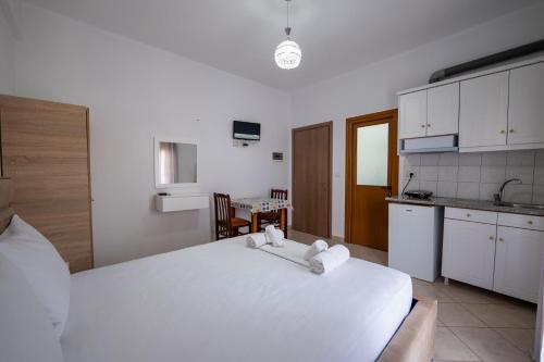 One-Bedroom Villa image 4