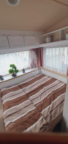 1 double bed