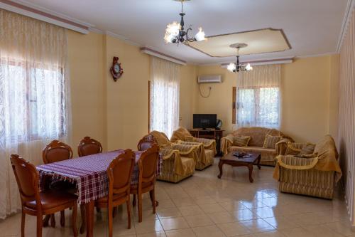 Two-Bedroom Villa image 10