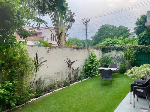 Pvt Upper Portion with 2bedrooms - main image