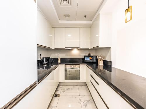 Prestigious 2BR-Noura Tower- Business Bay, Dubai (Foto 4)