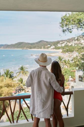 585710373 Ysuri Sayulita - Beachfront Hotel