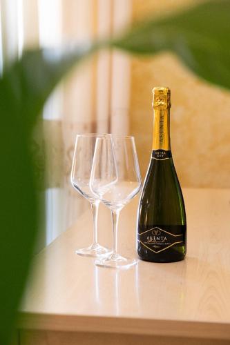 Hotel Mannu Room Type - Double Room