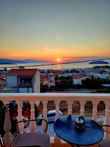 LULA 'S HOUSE - Nea Irakleitsa