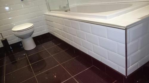 Alexandra Heights 2 Bedroom Apartment - image 2