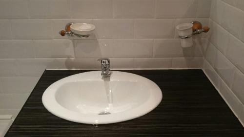 Alexandra Heights 2 Bedroom Apartment - image 5