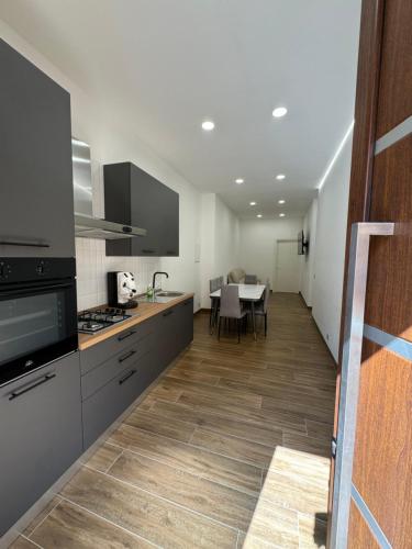 Casa Bedda - INTERA CASA CON 3 CAMERE CON BAGNO PRIVATO, ARIA CONDIZIONATA E NO ZTL/ENTIRE APARTMENT WITH 3 BEDROOMS WITH PRIVATE BATHROOM, AIRCON AND NO LTZ