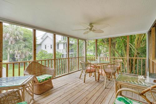 Isle of Palms Getaway with Patio, Walk to Beach! in Isle of Palms, USA