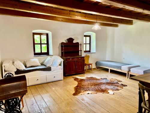 Nádtető Napsugár - Sunbeam Heritage Farmhouse
