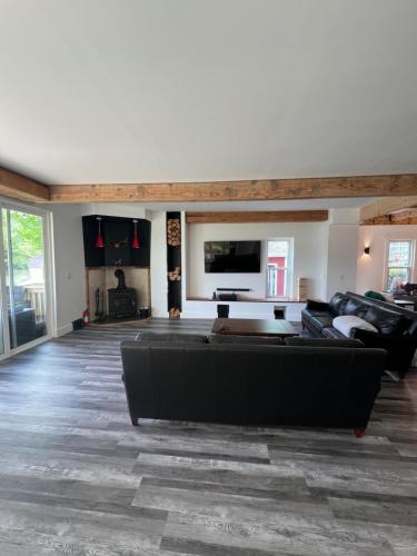 Riverfront home in deposit in Deposit, USA