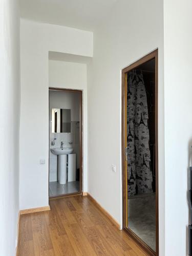 Bathroom, Hotel Oasis in Kapan