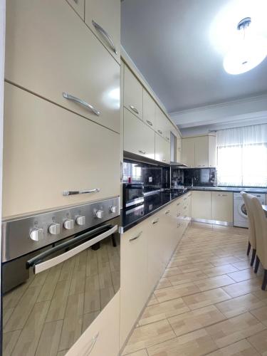 At Your Home Abroad - Apartment in private house, Tirana (Foto 9)