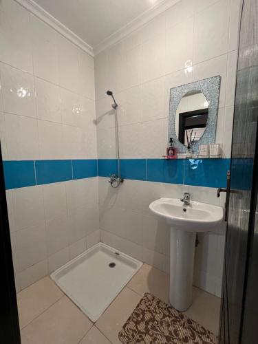 Two-Bedroom Apartment image 4