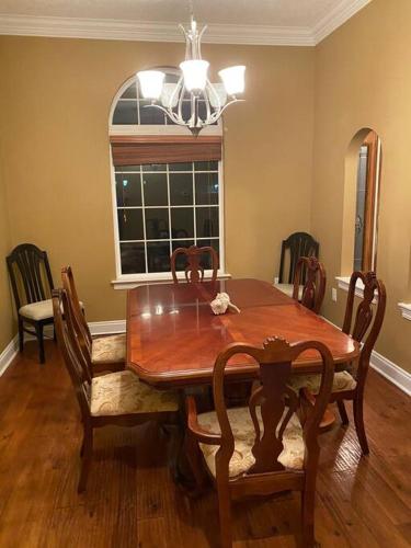 Newly renovated modern, spacious & quiet location in Other