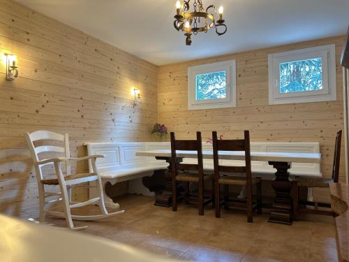 B&B Relief – Possagno, 