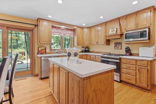 North Oaks Estate in Blaine, USA