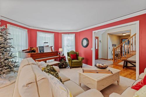 North Oaks Estate in Blaine, USA