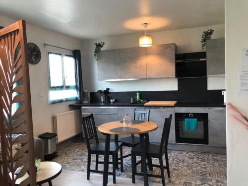 chez Karine 2 in Arpajon