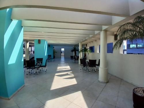 One-Bedroom Apartment with Sea View image 1