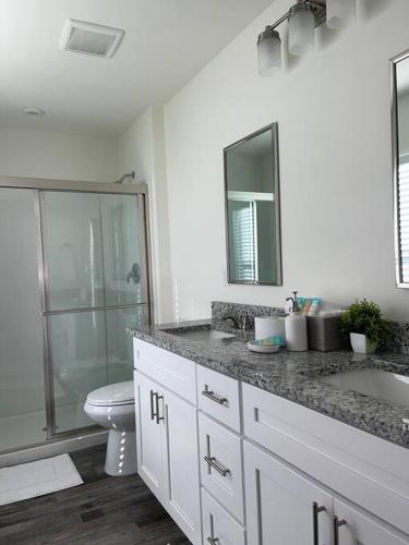 New Construction with Lanai! Great for 2 Families!