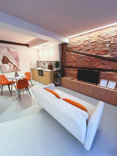 Lemon Suites Santander 2