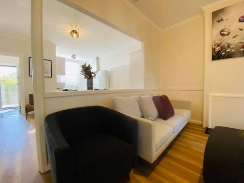 Budget Barossa in Elizabeth