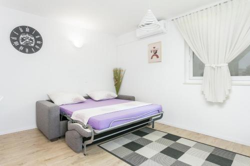 Apartment Podstrana 17586b - image 10