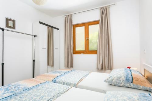Apartment Podstrana 17586b - image 6