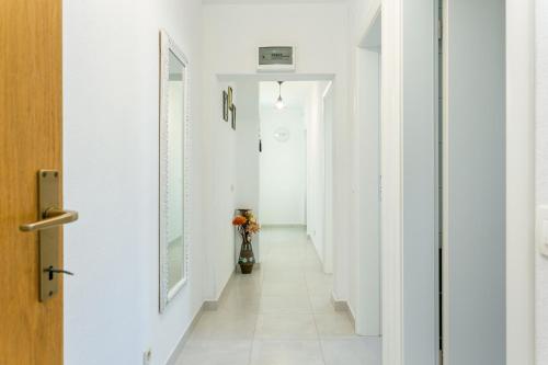 Apartment Podstrana 17586b - image 3