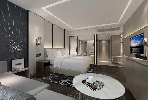 King Room - Executive Lounge Access image 2