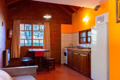 Konyha, La Cuyanita - Complejo de cabañas (La Cuyanita - Complejo de cabanas) in Villa de Merlo