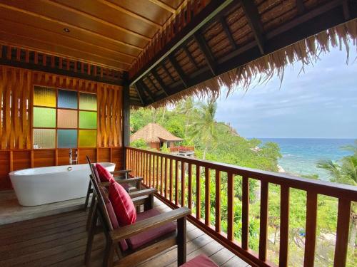 Koh Tao Relax Freedom Beach Resort in Chalok Baan Kao
