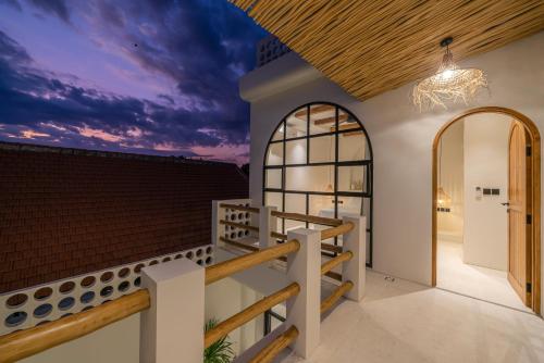 Casa Mochi - Masterpiece Mediterranean 3BR Villa in Canggu - image 4