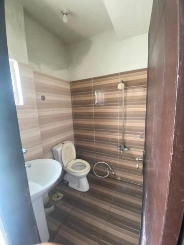 Studio apartment save nd secure - image 6